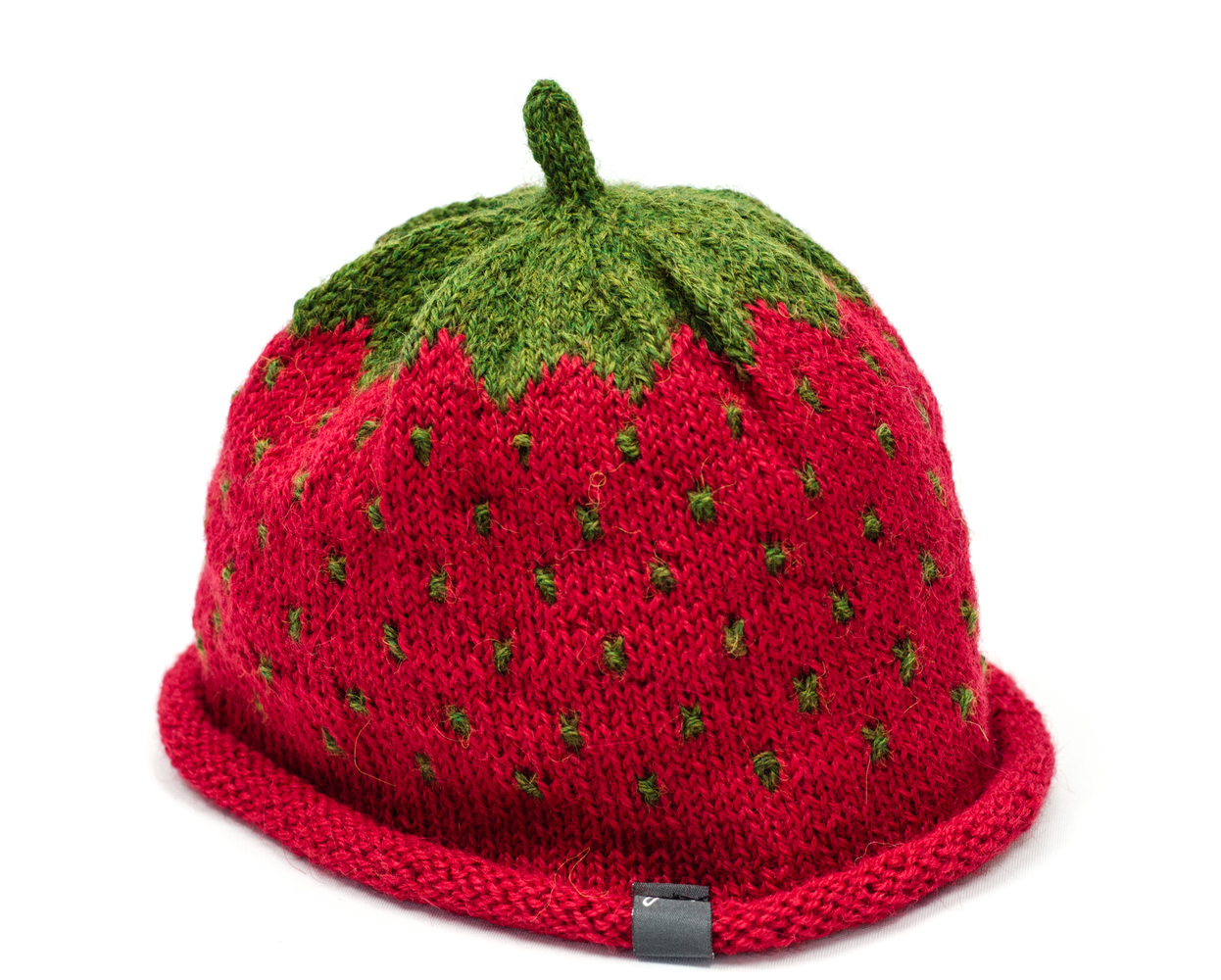 Hue Jordbær - JuelDesign - Håndstrikket bær i glade farver.